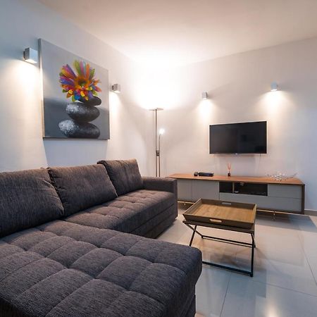 Sh6A- Qawra Prime Location 2 Bedroom Apartment セント・ポールズ・ベイ エクステリア 写真