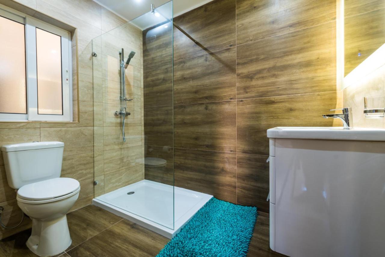 Sh6A- Qawra Prime Location 2 Bedroom Apartment セント・ポールズ・ベイ エクステリア 写真